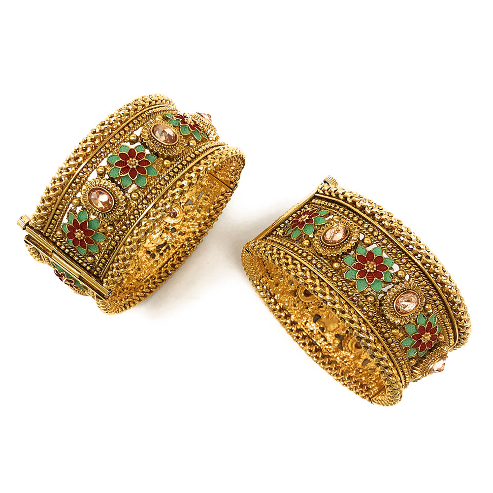 Hammered Gold Bangle Bracelet – Beksan Designs