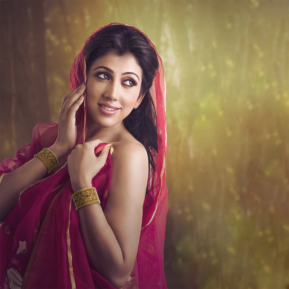 Mrunal Thakur spells elegance in gorgeous red saree | Times of India
